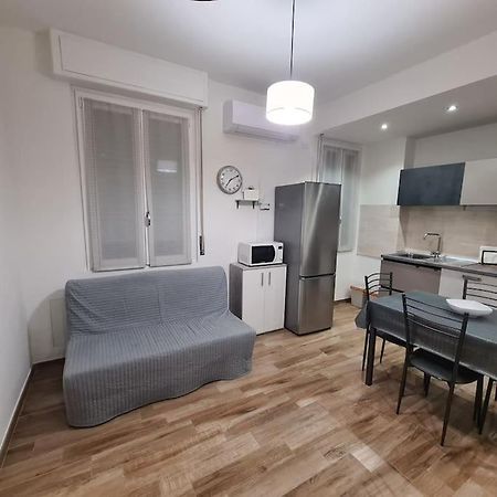 Apartment Garibaldi Pavia Buitenkant foto